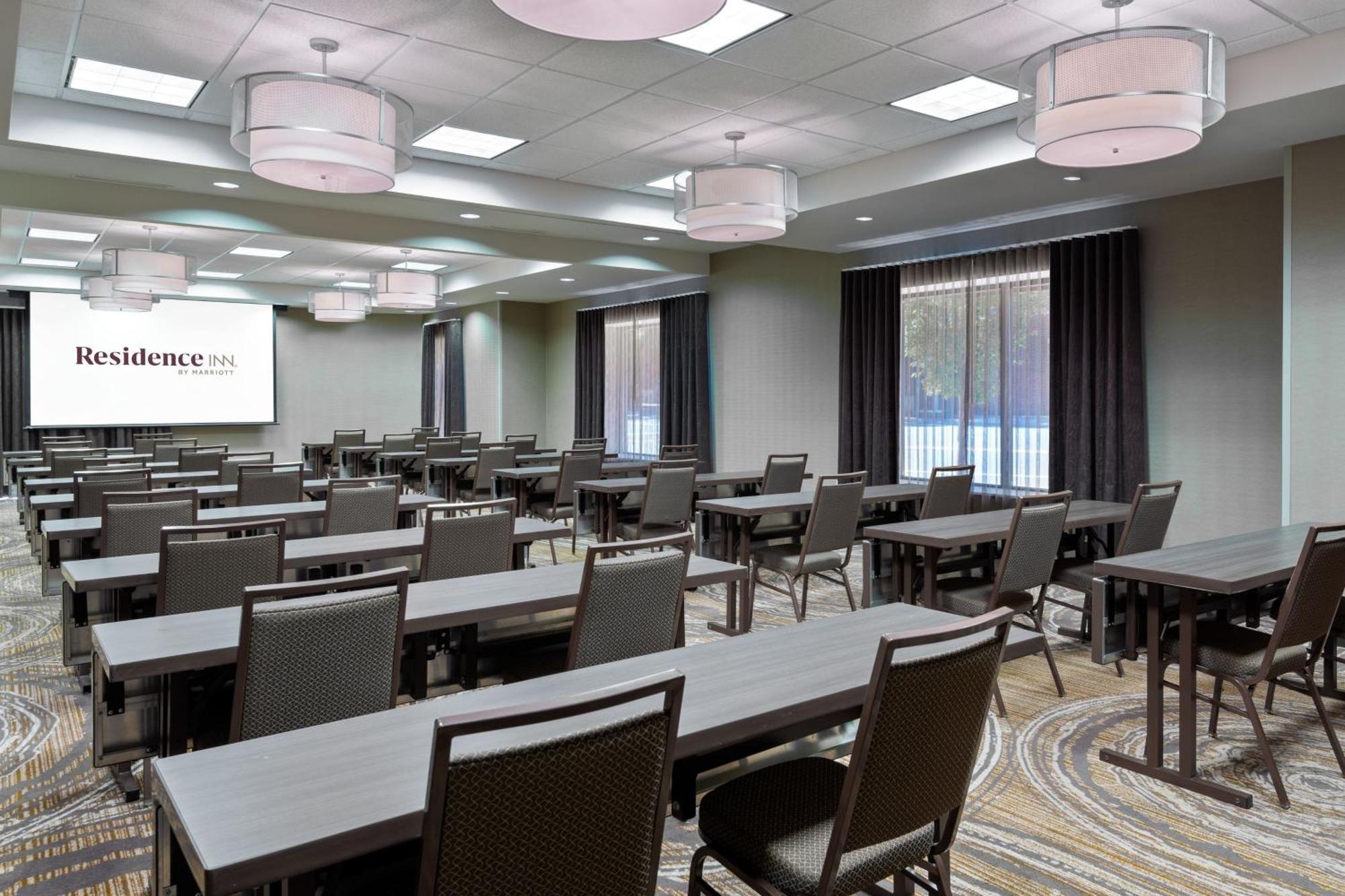 Residence Inn By Marriott Charlottesville Downtown Exterior photo