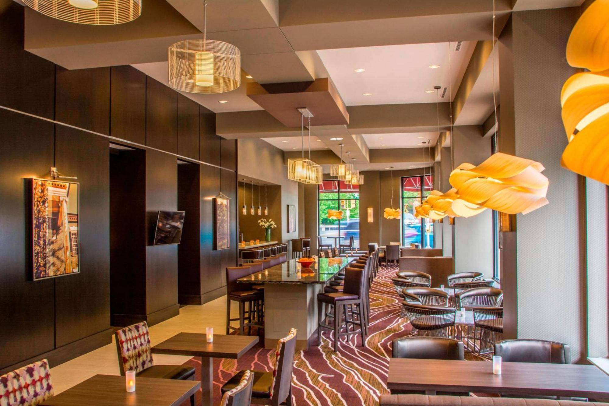 Residence Inn By Marriott Charlottesville Downtown Exterior photo