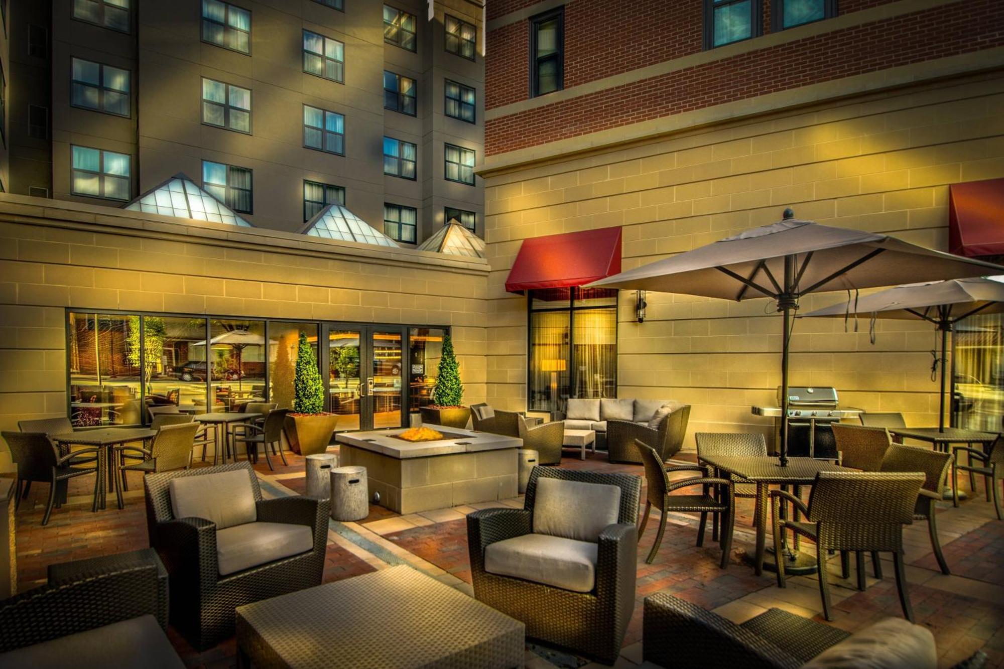 Residence Inn By Marriott Charlottesville Downtown Exterior photo