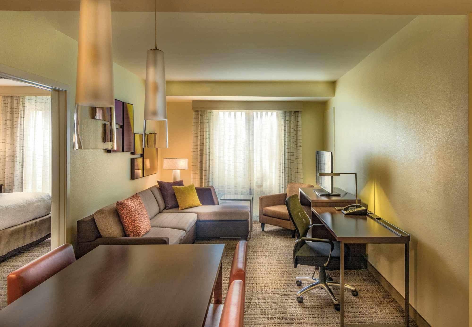 Residence Inn By Marriott Charlottesville Downtown Exterior photo