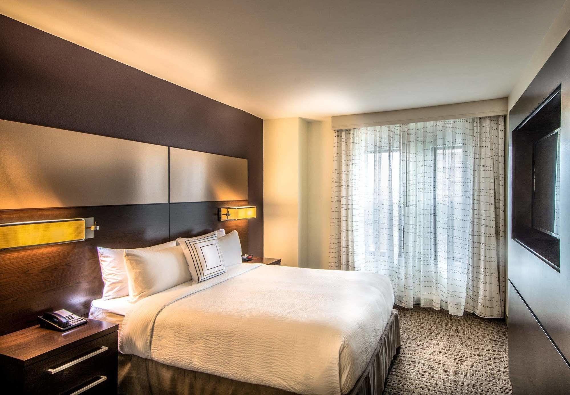 Residence Inn By Marriott Charlottesville Downtown Exterior photo